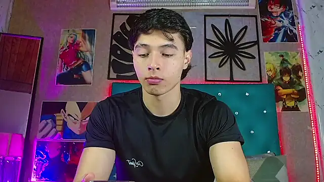 LiamAndrewzz online show from March 23, 2026, 4:34 am