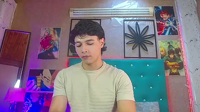 LiamAndrewzz online show from January 18, 2026, 7:39 pm