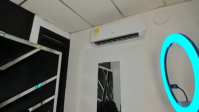 Rubyxht online show from January 8, 2026, 12:44 pm