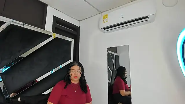 Rubyxht online show from December 19, 2025, 12:40 pm