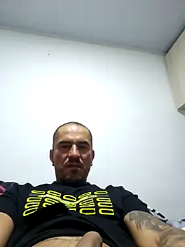 Snapshot of Iuver chatting on March 27, 2026, 11:16 pm Iuver online show from March 27, 2026, 11:16 pm