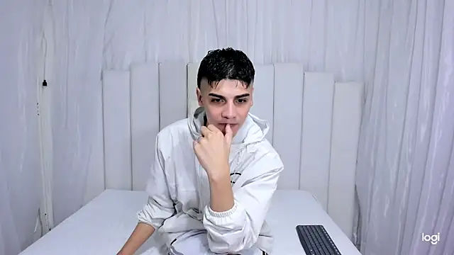 frank jhonsson online show from November 21, 2025, 5:01 pm