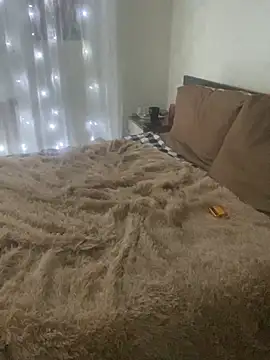 Snapshot of Sweetkissis chatting on March 2, 2025, 8:57 pm Sweetkissis online show from March 2, 2025, 8:57 pm