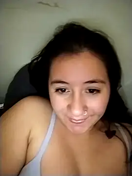 Snapshot of sweetie__annieee chatting on October 21, 2025, 5:07 am sweetie annieee online show from October 21, 2025, 5:07 am