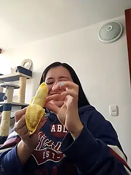 Snapshot of sweetie__annieee chatting on September 11, 2025, 5:24 pm sweetie annieee online show from September 11, 2025, 5:24 pm