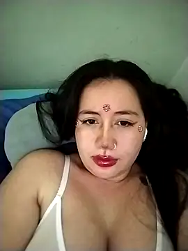 Snapshot of sweetie__annieee chatting on October 29, 2025, 5:50 am sweetie annieee online show from October 29, 2025, 5:50 am