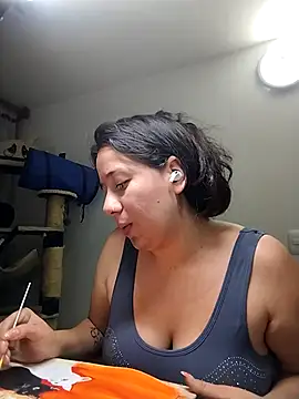 Snapshot of sweetie__annieee chatting on October 7, 2025, 5:41 am sweetie annieee online show from October 7, 2025, 5:41 am