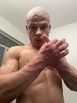 pesyelisa online show from February 23, 2025, 4:24 pm