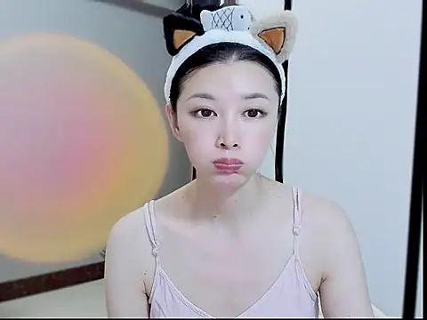 Snapshot of A_dabo chatting on October 9, 2025, 4:40 pm A dabo online show from October 9, 2025, 4:40 pm