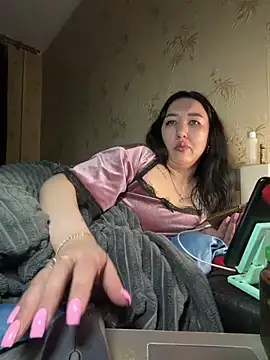 Naughtbaby 2025 online show from May 10, 2026, 1:42 am