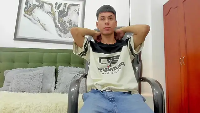 Snapshot of Johann_sex chatting on April 17, 2026, 6:55 pm Johann sex online show from April 17, 2026, 6:55 pm