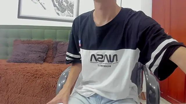 Snapshot of Johann_sex chatting on January 9, 2026, 5:09 pm Johann sex online show from January 9, 2026, 5:09 pm