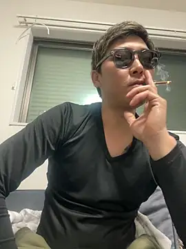 Snapshot of pierrot_0202 chatting on February 27, 2025, 11:06 am pierrot 0202 online show from February 27, 2025, 11:06 am