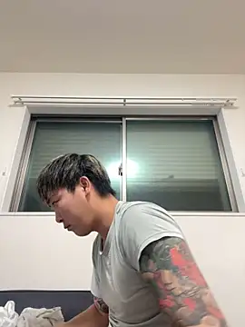 Snapshot of pierrot_0202 chatting on March 1, 2025, 11:50 am pierrot 0202 online show from March 1, 2025, 11:50 am