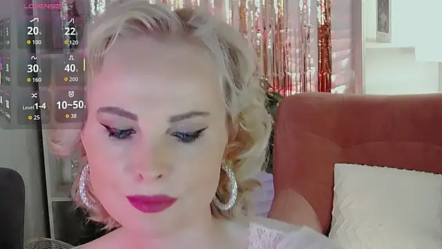 Snapshot of Sandra_Kind chatting on December 21, 2025, 5:31 am Sandra Kind online show from December 21, 2025, 5:31 am