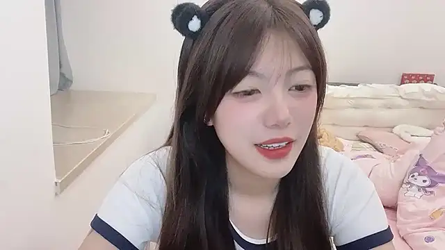 Snapshot of JayM584520 chatting on March 10, 2025, 5:39 pm JayM584520 online show from March 10, 2025, 5:39 pm