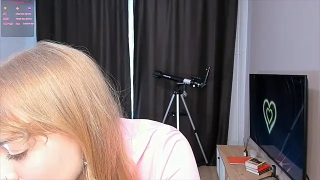 Snapshot of meoukris chatting on February 17, 2025, 11:55 am meoukris online show from February 17, 2025, 11:55 am