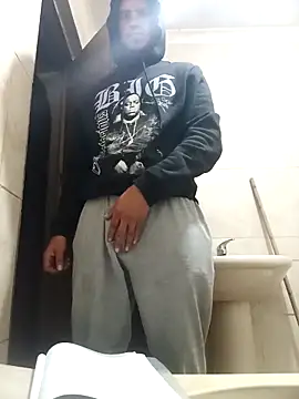 Snapshot of Quint3n chatting on November 21, 2025, 11:37 pm Quint3n online show from November 21, 2025, 11:37 pm