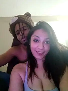 Snapshot of PersianCream77 chatting on February 16, 2025, 11:50 pm PersianCream77 online show from February 16, 2025, 11:50 pm