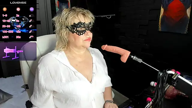 Snapshot of LaylaLayla7 chatting on January 8, 2026, 3:56 am LaylaLayla7 online show from January 8, 2026, 3:56 am