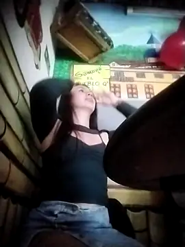 Snapshot of Nat_XxX chatting on September 20, 2025, 8:36 pm Nat XxX online show from September 20, 2025, 8:36 pm