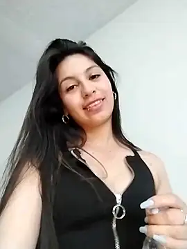 Snapshot of Nat_XxX chatting on February 17, 2025, 9:10 pm Nat XxX online show from February 17, 2025, 9:10 pm