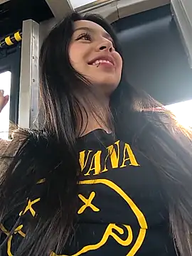 Snapshot of Nat_XxX chatting on October 20, 2025, 9:04 pm Nat XxX online show from October 20, 2025, 9:04 pm