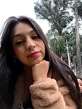 Snapshot of Nat_XxX chatting on November 12, 2025, 7:40 pm Nat XxX online show from November 12, 2025, 7:40 pm