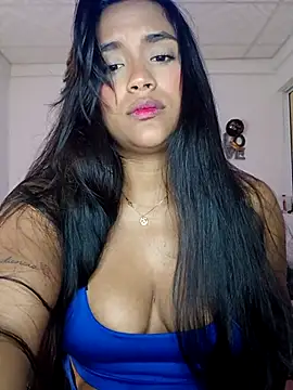 Snapshot of victoria_roussee chatting on January 11, 2026, 8:16 pm victoria roussee online show from January 11, 2026, 8:16 pm