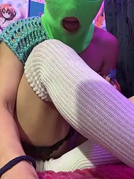 NatashaRex online show from October 3, 2025, 3:41 am