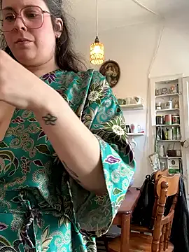 Snapshot of Rosiee69_ chatting on March 11, 2025, 4:29 pm Rosiee69  online show from March 11, 2025, 4:29 pm