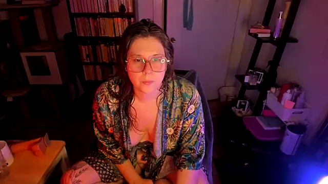 Rosiee69  online show from March 12, 2026, 12:42 pm