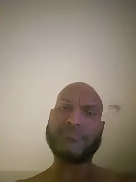 Mrnutella online show from February 25, 2025, 1:20 am