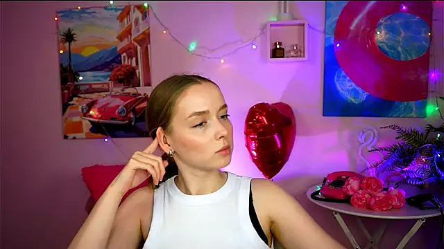 JenniferGraces online show from February 26, 2025, 2:27 pm