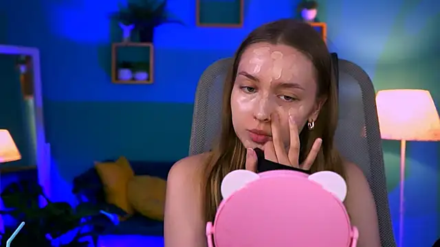 JenniferGraces online show from September 10, 2025, 7:24 pm