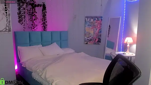 boozekirs  online show from April 8, 2026, 3:08 am