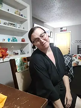 Snapshot of HTXBELLE chatting on November 27, 2025, 10:37 am HTXBELLE online show from November 27, 2025, 10:37 am