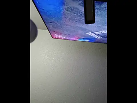 Snapshot of HTXBELLE chatting on December 4, 2025, 11:42 am HTXBELLE online show from December 4, 2025, 11:42 am