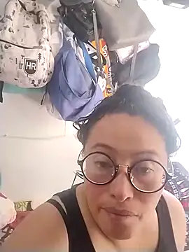 Snapshot of 86Alejandra12 chatting on February 27, 2025, 7:08 am 86Alejandra12 online show from February 27, 2025, 7:08 am