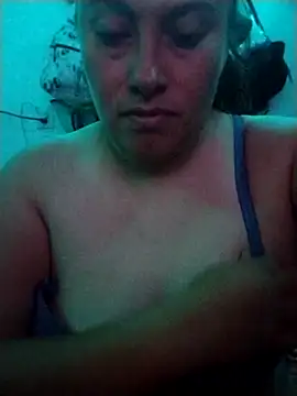 Snapshot of 86Alejandra12 chatting on February 19, 2025, 5:05 am 86Alejandra12 online show from February 19, 2025, 5:05 am