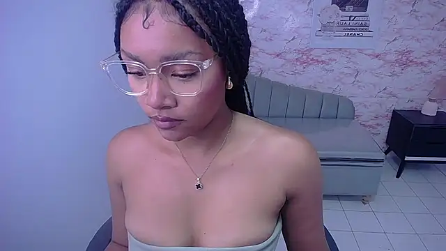 Snapshot of catalina25_t chatting on February 21, 2025, 1:44 pm catalina25 t online show from February 21, 2025, 1:44 pm