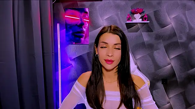 KetiWils online show from November 2, 2025, 1:49 pm