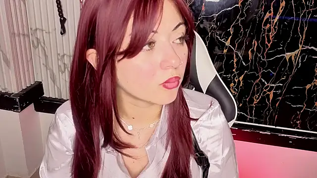 Snapshot of Guxplo_ chatting on October 31, 2025, 1:19 pm Guxplo  online show from October 31, 2025, 1:19 pm