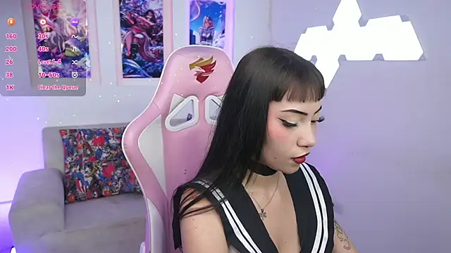 Snapshot of SaharaKramer chatting on February 17, 2025, 7:12 pm SaharaKramer online show from February 17, 2025, 7:12 pm