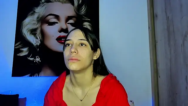 Snapshot of TANIA_06 chatting on November 22, 2025, 1:10 pm TANIA 06 online show from November 22, 2025, 1:10 pm