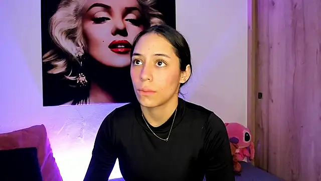 Snapshot of TANIA_06 chatting on November 29, 2025, 1:55 pm TANIA 06 online show from November 29, 2025, 1:55 pm