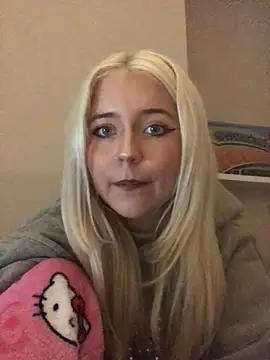 Snapshot of Blondie_Sofia_Essexbabe chatting on November 8, 2025, 12:58 am Blondie Sofia Essexbabe online show from November 8, 2025, 12:58 am