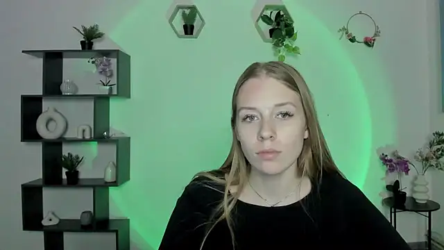 Snapshot of AnnNorriss chatting on March 6, 2025, 5:00 pm AnnNorriss online show from March 6, 2025, 5:00 pm