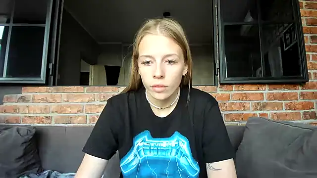 Snapshot of AnnNorriss chatting on September 25, 2025, 3:07 pm AnnNorriss online show from September 25, 2025, 3:07 pm