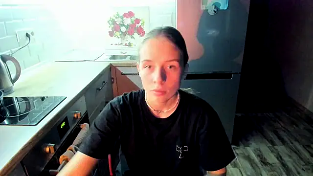 Snapshot of AnnNorriss chatting on October 16, 2025, 6:38 pm AnnNorriss online show from October 16, 2025, 6:38 pm